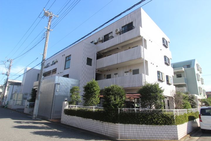 千葉県船橋市本中山5丁目の賃貸マンションの外観