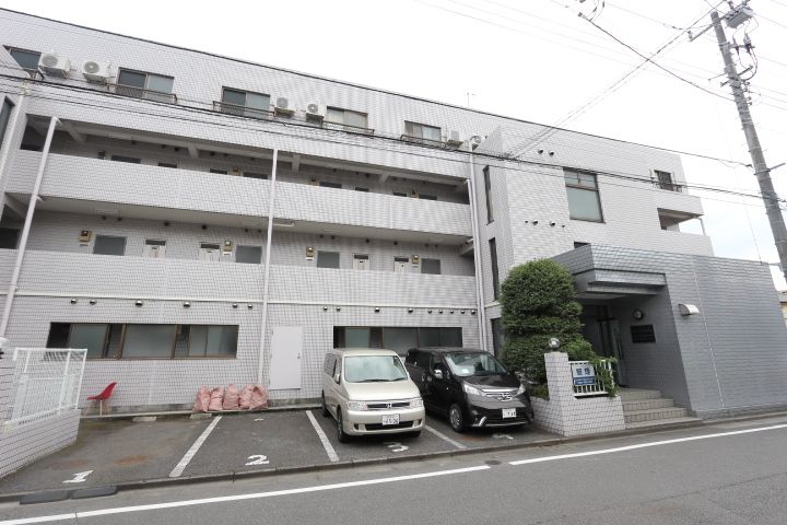 千葉県船橋市本中山5丁目の賃貸マンションの外観
