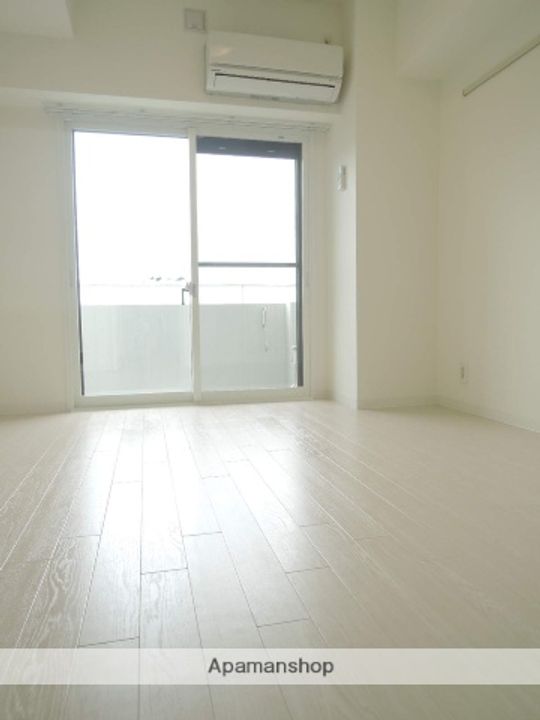 ソサエティ南行徳 SOCIETY MINAMI GYOTOKU411の居間