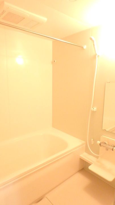 プチメゾン M棟の風呂