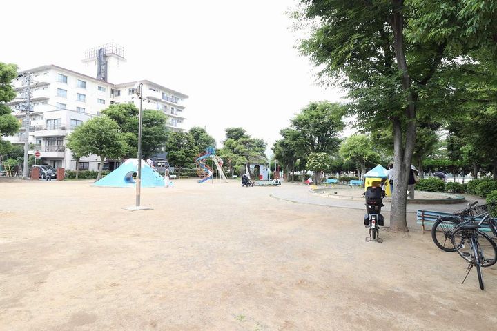 プチメゾン M棟の周辺