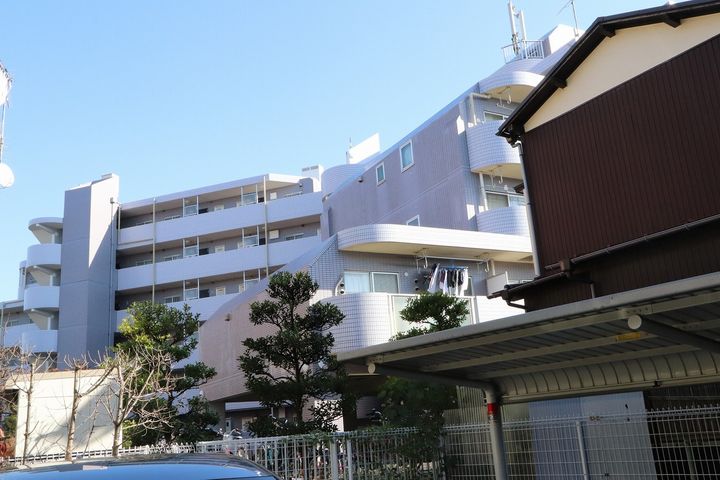 千葉県市川市高谷1丁目の賃貸マンション103の外観