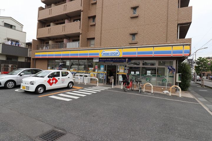 千葉県市川市富浜2丁目の賃貸マンション203号室の周辺