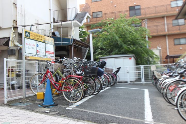 ケイディーエックスレジデンス原木中山の周辺