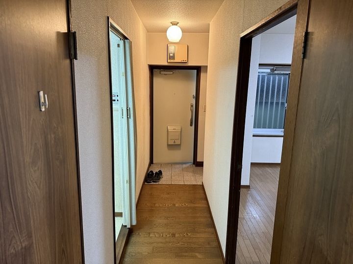 行徳ハイライズの玄関