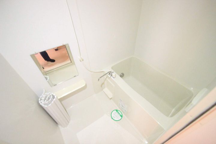 千葉県船橋市市場2丁目の賃貸マンション306号室の風呂