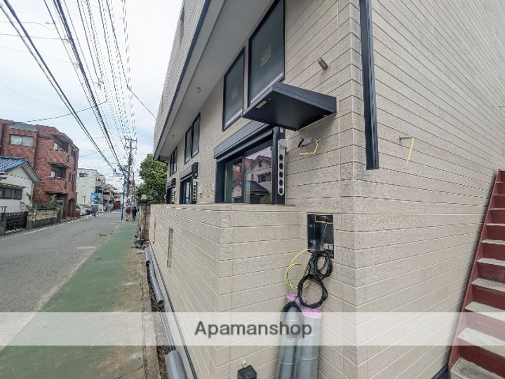 千葉県市川市新田2丁目の賃貸アパートの外観