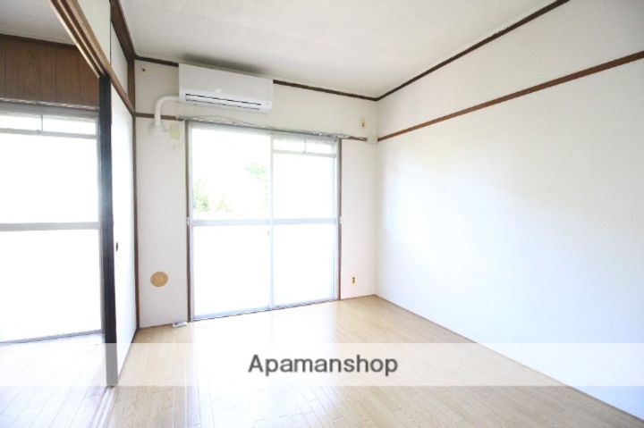 芝山団地4号棟の居間