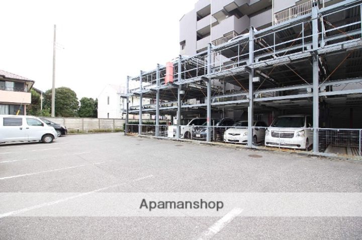 千葉県船橋市薬円台5丁目の賃貸マンションの外観