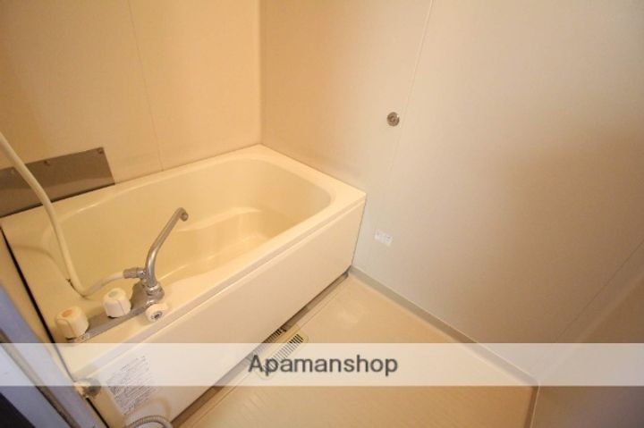 フォーブル日大通りの風呂