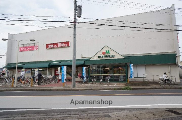 シャルム宮阪の周辺