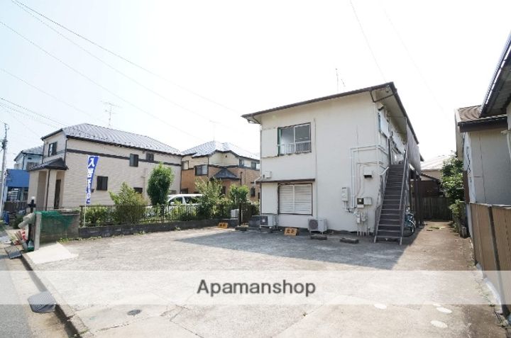 薬円台ハイツの外観