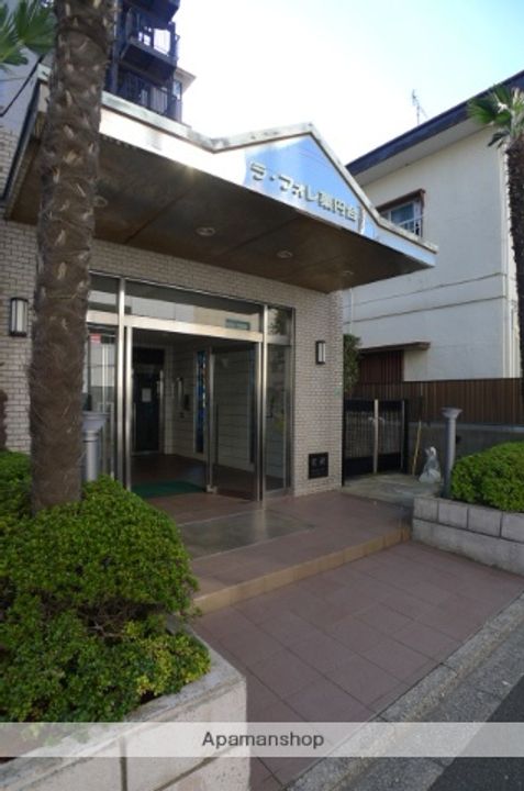 ラ・フォレ薬円台の外観
