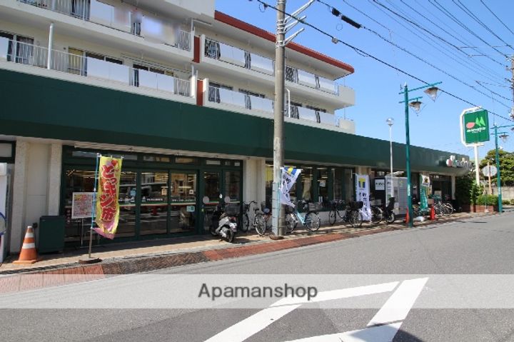 ラ・フォレ薬円台の周辺