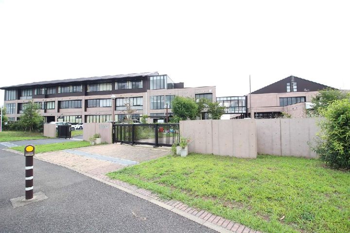 オズシティの周辺