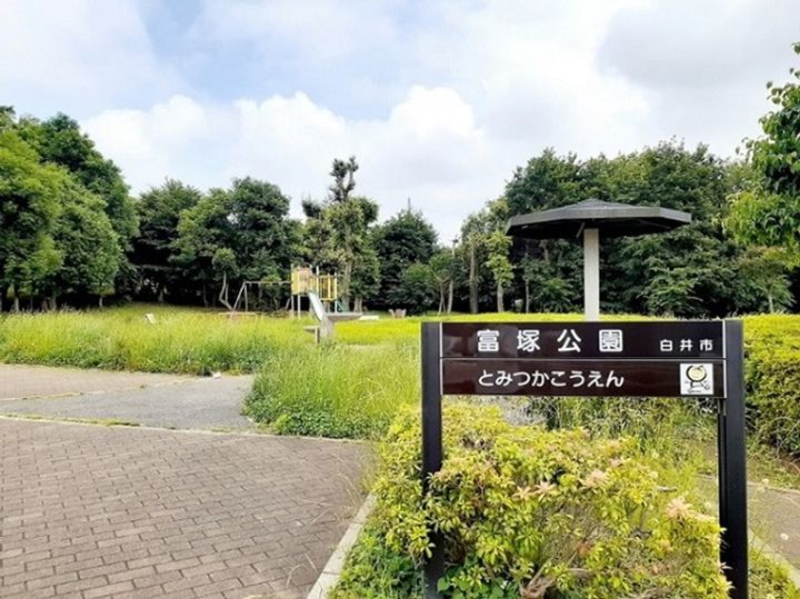 ウエスト バニラの周辺