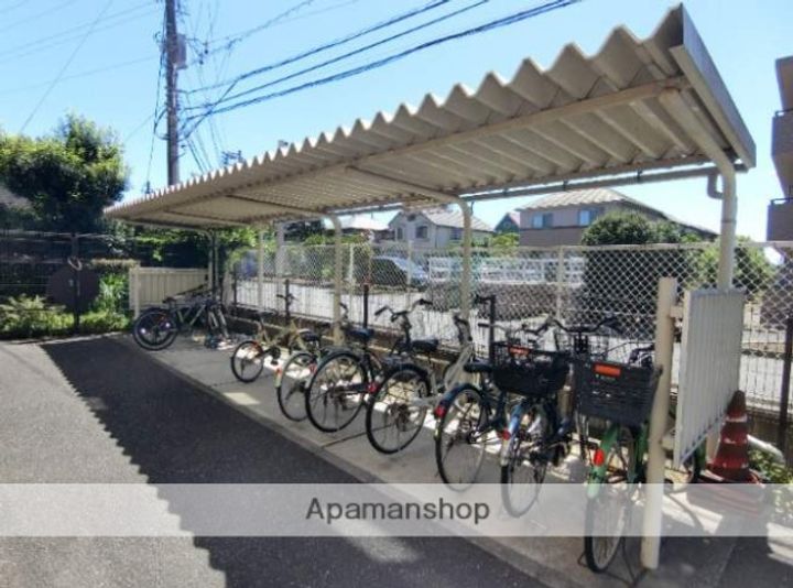 千葉県八千代市大和田新田の賃貸マンションの外観