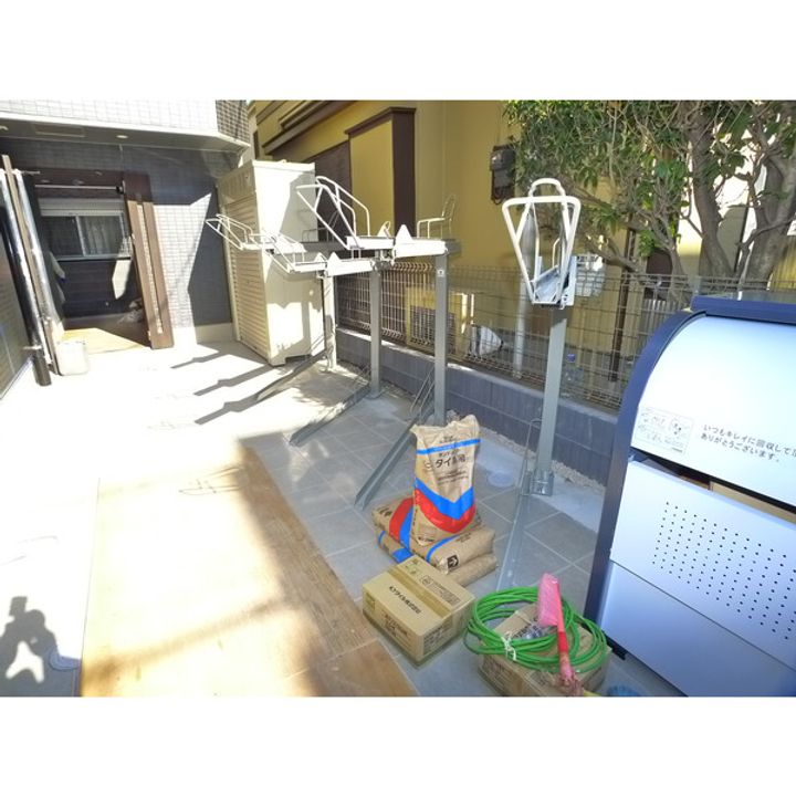 千葉県八千代市八千代台東1丁目の賃貸マンションの周辺