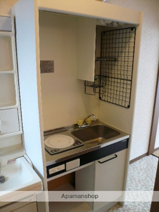 ニューエステートのキッチン