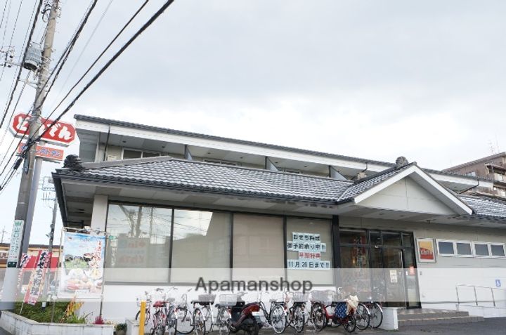 プレジールKATSUTAの周辺