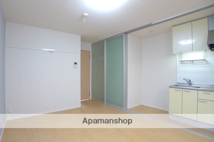 千葉県佐倉市井野の賃貸アパートの居間