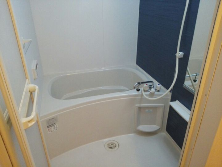 ワイズ コンフォートの風呂