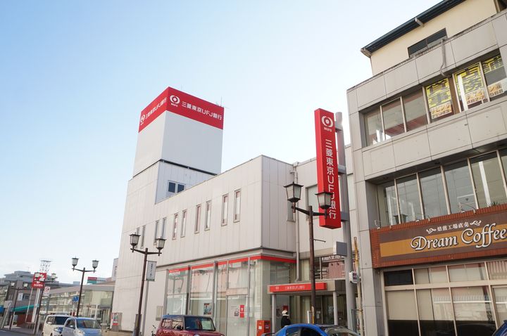 エクメーネ・セトルAの周辺