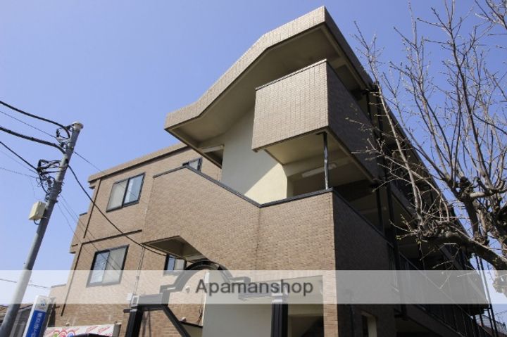 キャッスルサガの外観