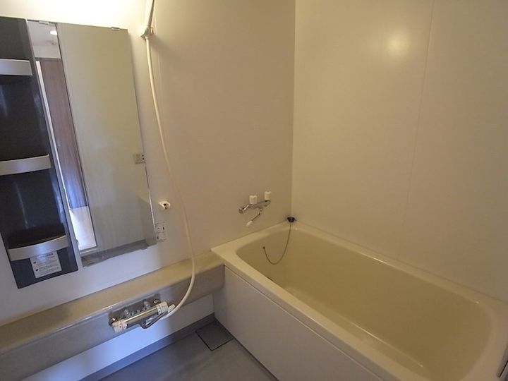 ソアール八千代中央Ⅲの風呂