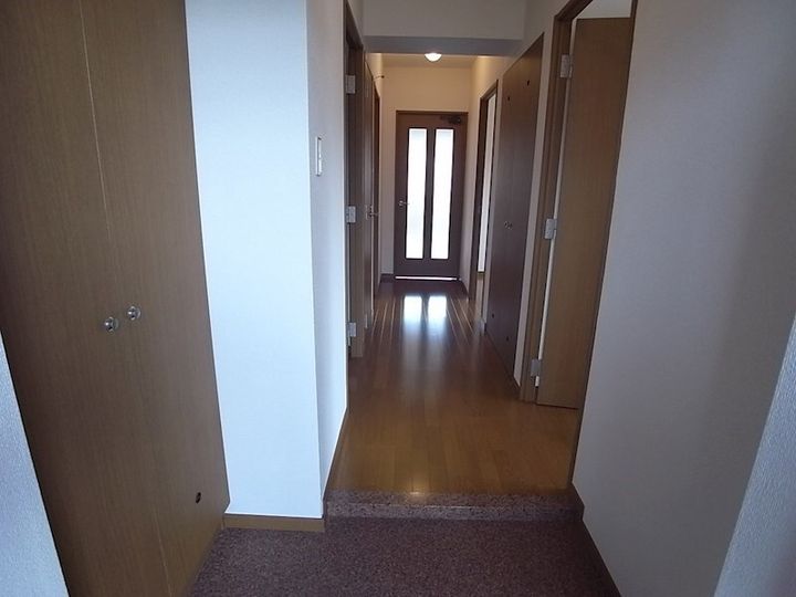 ソアール八千代中央Ⅲの玄関