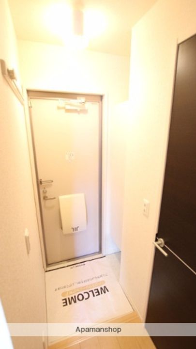 ボナールDの玄関