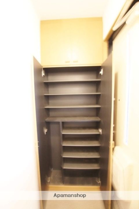 千葉県千葉市緑区おゆみ野中央7丁目の賃貸アパートの内装