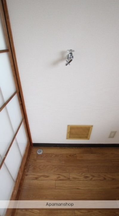 神山コーポの内装