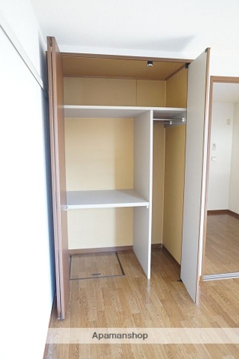 ファーストミレニアムのその他画像