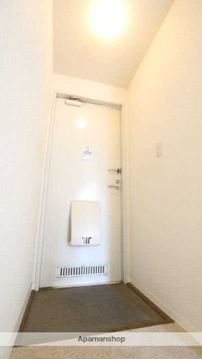 SKコーポ203の玄関