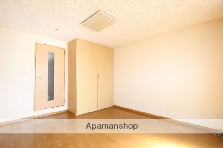 彩雅の内装