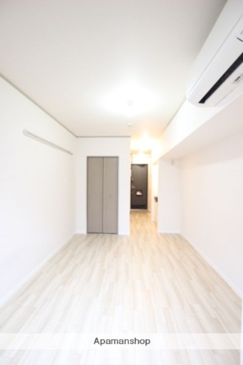 千葉県千葉市緑区おゆみ野中央6丁目の賃貸アパートの居間