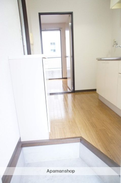 ボヌール105の玄関