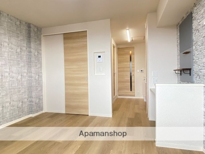 アービス柳前の居間