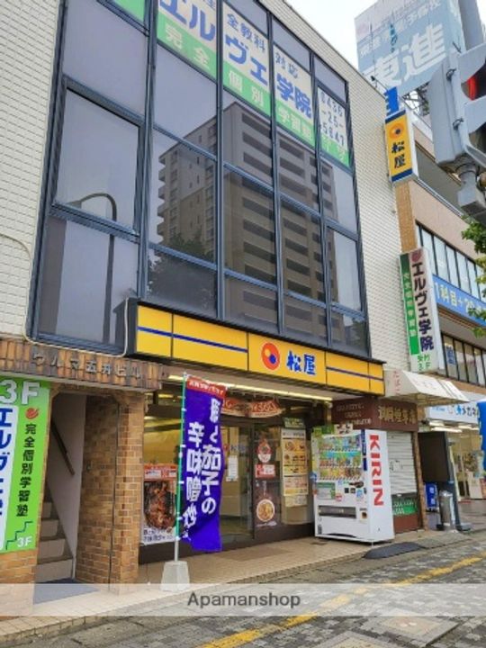 ルミエールDの周辺