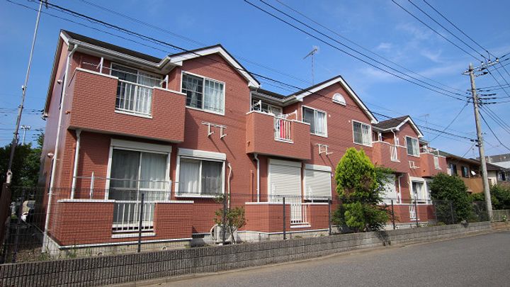 アヴニールの外観