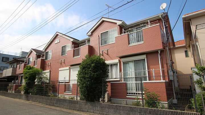 アヴニールの外観