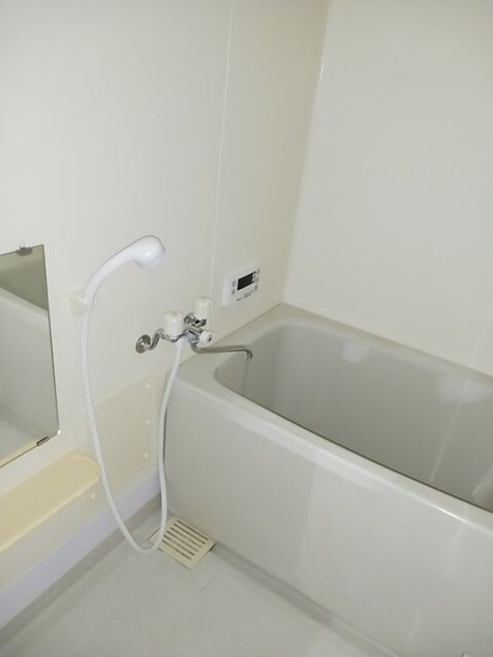 アヴニールⅡの風呂