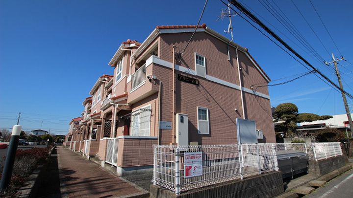 アヴニールⅡの外観