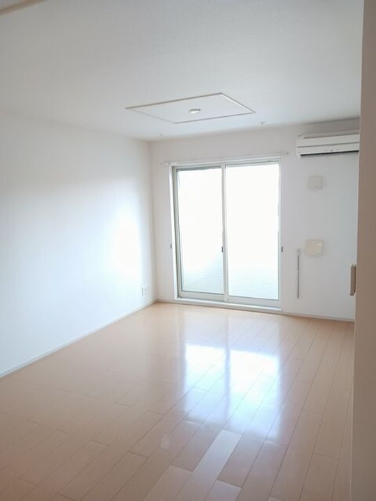 サン アーク ビレッジの居間