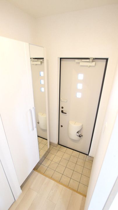 サンライズの玄関