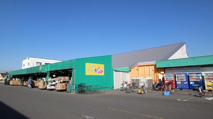 オリエンタルコートの周辺
