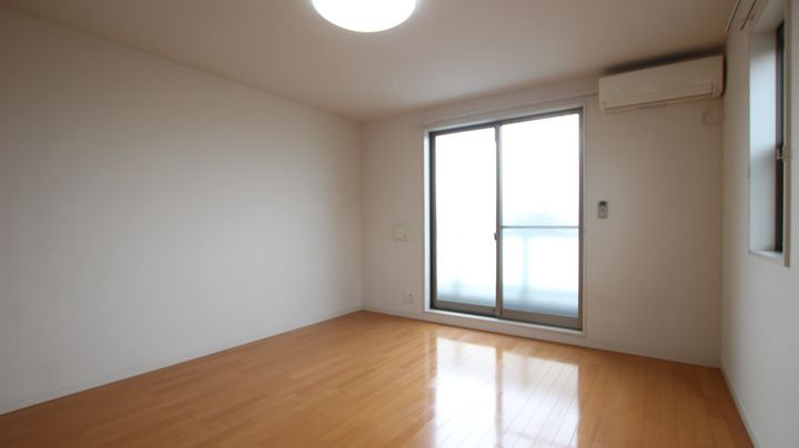 リブリ・パーシモンの内装