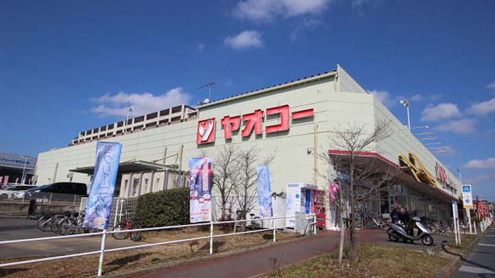 リブリ・パーシモンの周辺