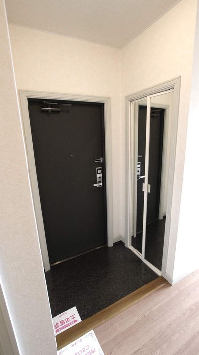 グランディールの玄関